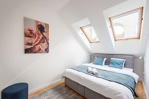 Apartment near Bertramka garden