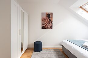 Apartment near Bertramka garden