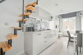 Charming Poznan Center Studio by Renters