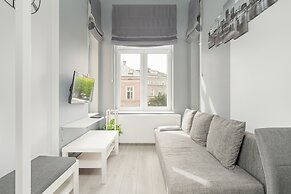 Charming Poznan Center Studio by Renters