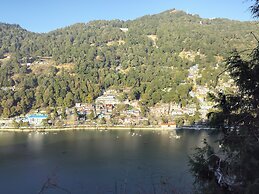 Rosastays Nainital