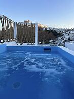 Provenzo Luxury Apartments & Suites