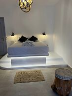 Provenzo Luxury Apartments & Suites