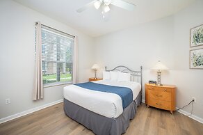 Beautiful Lakeview Condo, New Listing -1024