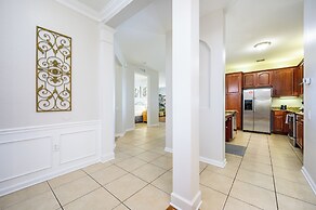 Beautiful Lakeview Condo, New Listing -1024