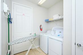 Beautiful Lakeview Condo, New Listing -1024