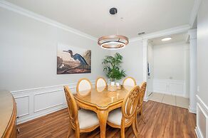 Beautiful Lakeview Condo, New Listing -1024