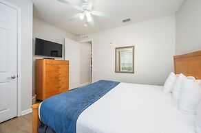 Beautiful Lakeview Condo, New Listing -1024