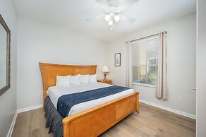 Beautiful Lakeview Condo, New Listing -1024