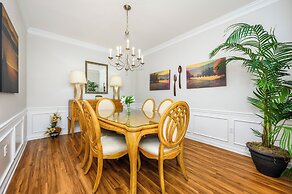 Beautiful Lakeview Condo, New Listing -1024