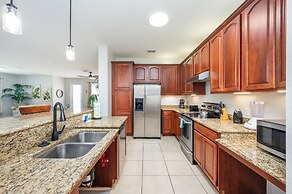 Beautiful Lakeview Condo, New Listing -1024