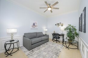 Beautiful Lakeview Vacation Condo, Vista Cay 1016