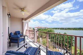 Beautiful Lakeview Vacation Condo, Vista Cay 1016