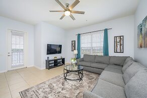 Beautiful Lakeview Vacation Condo, Vista Cay 1016