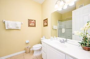 Beautiful Lakeview Vacation Condo, Vista Cay 1016