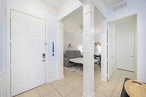 Beautiful Lakeview Vacation Condo, Vista Cay 1016