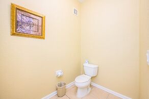 Beautiful Lakeview Vacation Condo, Vista Cay 1016