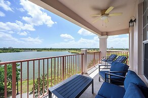 Beautiful Lakeview Vacation Condo, Vista Cay 1016