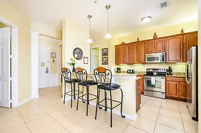 Beautiful Lakeview Vacation Condo, Vista Cay 1016