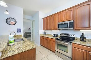 Beautiful Lakeview Vacation Condo, Vista Cay 1016