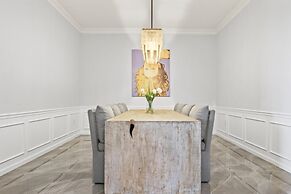 Luxury Lakeview Penthouse, Vista Cay Orlando 1025