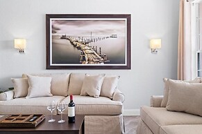 Luxury Lakeview Penthouse, Vista Cay Orlando 1025