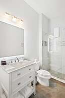 Luxury Lakeview Penthouse, Vista Cay Orlando 1025