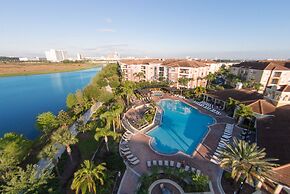 Luxury Lakeview Penthouse, Vista Cay Orlando 1025