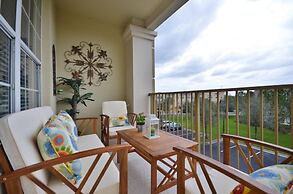 Beautiful Modern Condo, Near Parks-2012