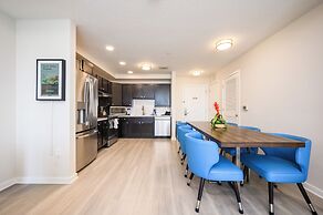 Brand New Modern Vista Cay Reserve Condo - 5008