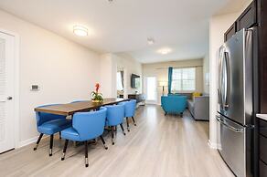 Brand New Modern Vista Cay Reserve Condo - 5008