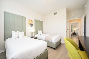 Brand New Modern Vista Cay Reserve Condo - 5008