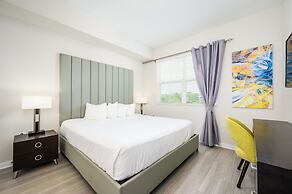 Brand New Modern Vista Cay Reserve Condo - 5008