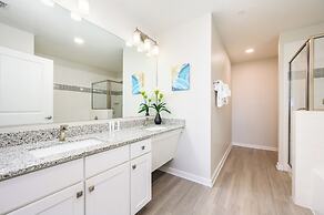 Brand New Modern Vista Cay Reserve Condo - 5008