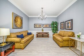 Newly Renovated Premium Condo, Vista Cay - 2002