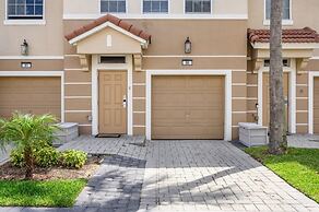 Beautiful Townhome, Vista Cay Resort Direct - 4010