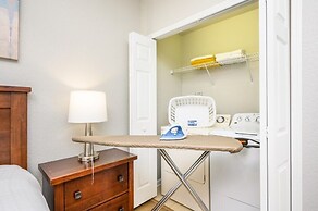 Beautiful Townhome, Vista Cay, Near Parks! 4018