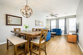 Beautiful Townhome, Vista Cay, Near Parks! 4018