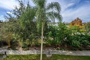 New Beautiful Deluxe Condo, Vista Cay - 3022