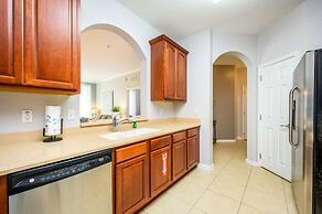 New Beautiful Deluxe Condo, Vista Cay - 3022