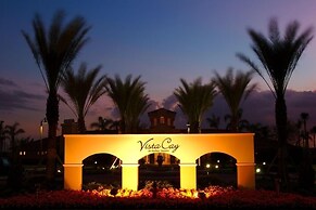 New Beautiful Deluxe Condo, Vista Cay - 3022