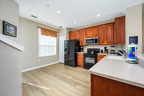 Gorgeous Vista Cay Town Home, Vista Cay - 4002