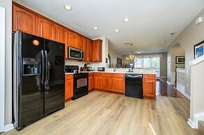 Gorgeous Vista Cay Town Home, Vista Cay - 4002