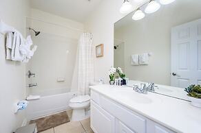 New Listing, Beautiful Townhome, Vista Cay - 4014