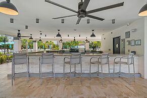 New Listing, Beautiful Townhome, Vista Cay - 4014