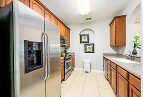 Vista Cay Deluxe Condo, Near the Parks! - 3002