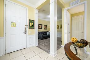 Premium Lake View Condo, Vista Cay - 1005