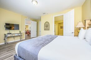 Premium Lake View Condo, Vista Cay - 1005