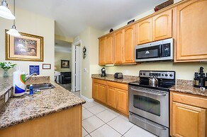 Premium Lake View Condo, Vista Cay - 1005