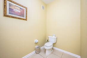 Premium Lake View Condo, Vista Cay - 1005